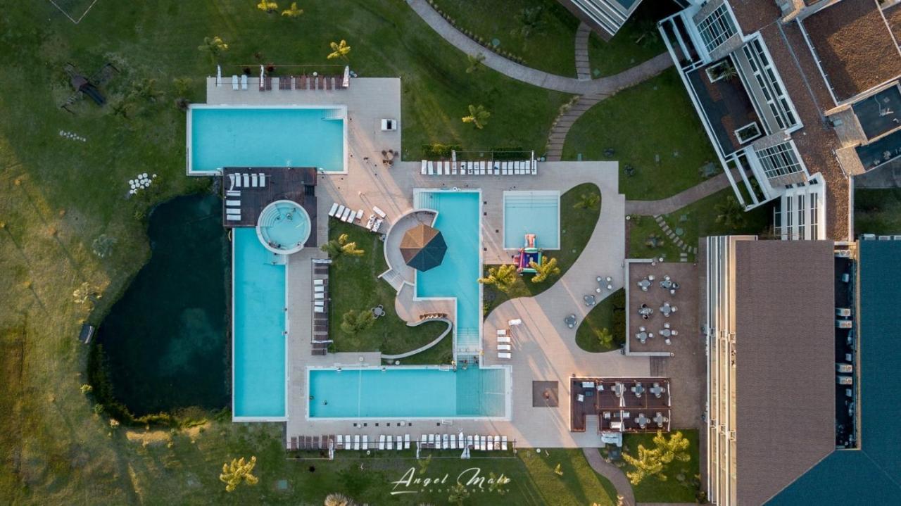 Altos Del Arapey All Inclusive, Golf & Spa Термас дел Арапей Екстериор снимка
